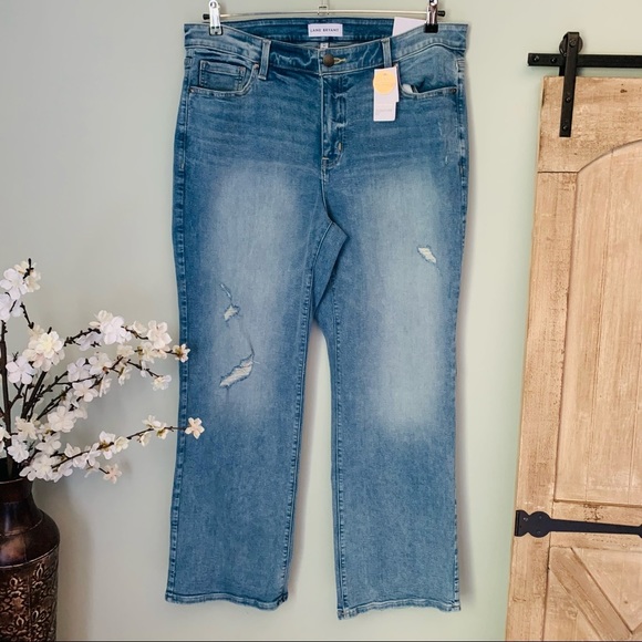 LaneBryant Mid Rise Destructed Bootcut Jean NWT 18 - Picture 3 of 8